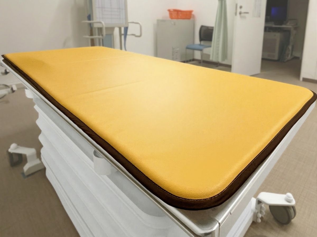 EASYマット 検査台に設置されたイメージ